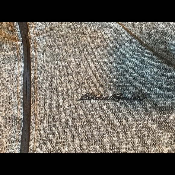 Eddie Bauer  Half-Zip Fleece Pullover - Picture 2 of 6